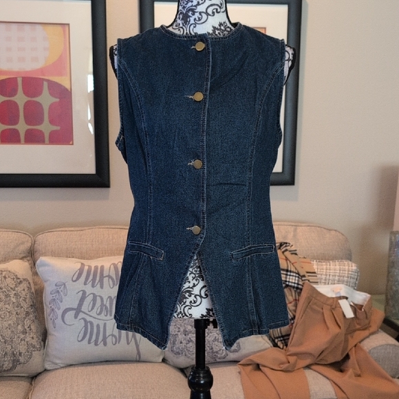 Jackets & Blazers - Denim Sleeveless Jacket
